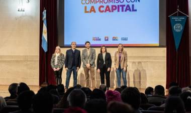 Los candidatos de Santa Fe Puede presentaron el Compromiso con la Capital
