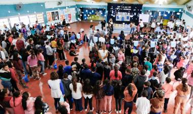 La campaña “Juntá, reciclá, transformá” se instaló en la escuela 1109 de Yapeyú