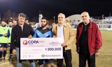 Copa Santa Fe: Calvo estuvo presente en el partido Peñarol - Sportivo Norte