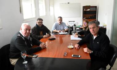 La Municipalidad se reunió con las empresas de transporte