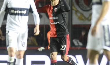 Colón se quedó con otra final de 6 puntos en Santa Fe