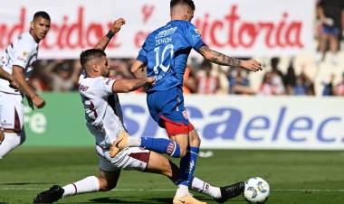 Unión no pudo vencer a Lanús y sigue complicado con la permanencia