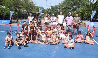 La Copa Davis en Rosario: niños, niñas y adolescentes fueron protagonistas de una actividad de aprendizaje y recreación