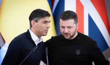 Rusia: Medvedev cuestion+o el despliegue de tropas británicas en Ucrania