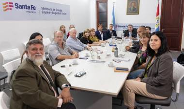 Provincia presentó una nueva oferta salarial al sector de la Salud
