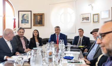 Paritaria Central: Provincia y gremios estatales acordaron pasar a un cuarto intermedio