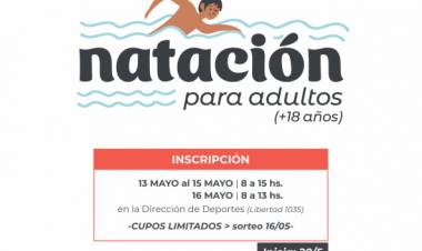 Natación para adultos en el Club Unión de Santo Tomé