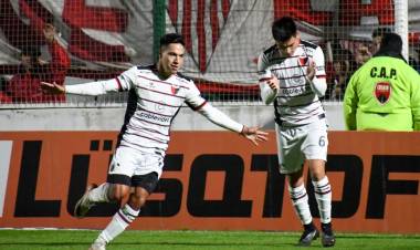 Colón venció a Los Andes en Junín y avanza en la Copa Argentina