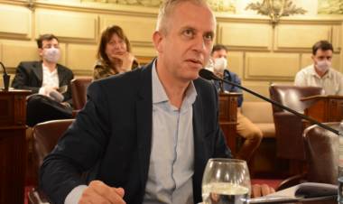 Miguel Rabbia sobre la problemática Iapos: "Hay docentes, policías y enfermeras que no tienen cobertura de salud asegurada"