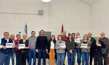 Se realizó la entrega del Fondo de Asistencia a Vecinales en Santo Tompe