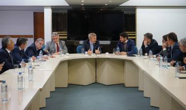 Pullaro: “Nuestra posición como Provincia siempre será la defensa del campo y de la industria”