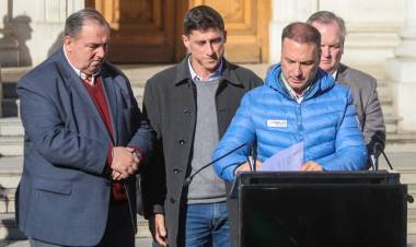 Poletti sobre la obra del puente Carretero: Trabajamos para saldar una deuda histórica