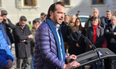 Weiss Ackerley firmó el acuerdo para realizar los estudios de factibilidad del nuevo puente paralelo al Carretero