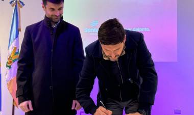 Pullaro visitó localidades de los departamentos Caseros y General López