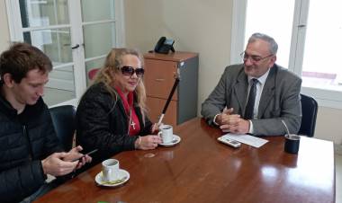 Alcides Calvo se reunió con la Asociación Nueva Cultura Santa Fe