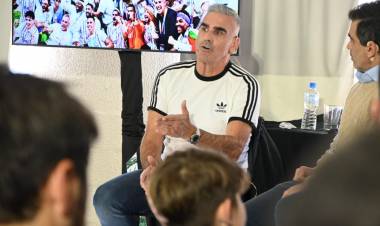 Gustavo Nepote brindó una clínica para arqueros: “Es un honor estar acá donde inició todo para mí”