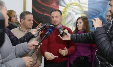 El ministro Enrico se reunió con concejales de Santa Fe por el nuevo puente con Santo Tomé