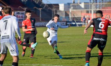 Colón sumó otra derrota ante Patronato de Paraná