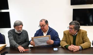 Apertura de sobres: cuatro empresas interesadas en reparar la calle interna de la Terminal de Ómnibus