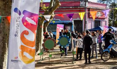Con salud, juegos y acciones de concientización, Santa Fe Acá acerca Provincia a los vecinos