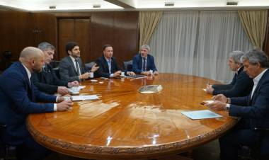  Pullaro: “Trabajamos temas trascendentales vinculados al desarrollo y la deuda que Nación tiene con Santa Fe