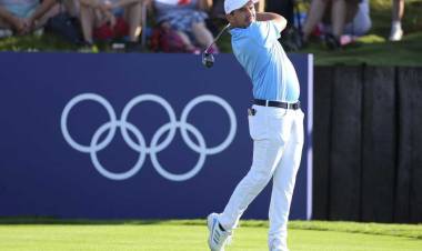 El rosarino Alejandro Tosti lejos de la definición por medallas en el golf olímpico