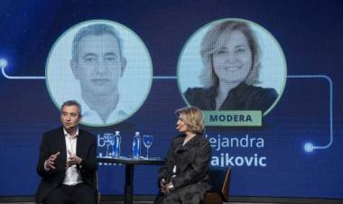 Javkin expuso en la apertura de Experiencia IDEA Rosario