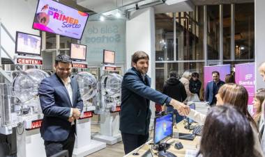 Pullaro: “Bajamos el gasto político y público para invertir en que las clases media y baja puedan acceder a su vivienda”