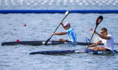 Agustín Vernice y Brenda Rojas se metieron en semifinales de canotaje