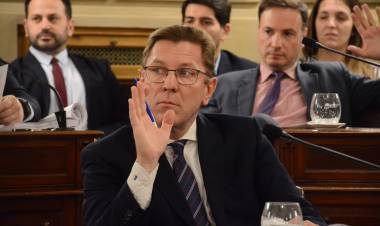 Rodrigo Borla en Mañana 967: Informe de la bicameral sobre la caja de jubilaciones