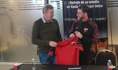 El periodista Rodolfo De Paoli nuevo DT de Colón