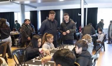 Una política pública que transforma: el Programa Municipal de Ajedrez celebra dos décadas