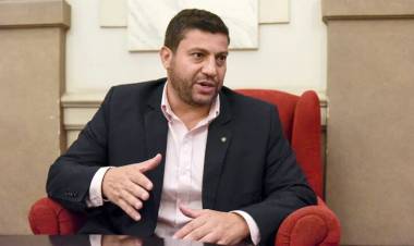 Gabriel Chumpitaz en #Mañana967: Piden quitar los beneficios de Alberto Fernández