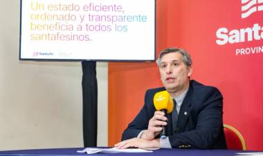 Olivares: “El uso eficiente de recursos nos permitió un superávit de $ 160.000 millones”