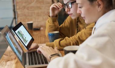 Inscripciones abiertas: se darán 500 becas a estudiantes y docentes secundarios para estudiar programación