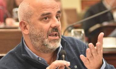 Fabián Palo Oliver en Mañana 967: Pedido de informes por cueva financiera del puerto