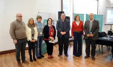  “Ponemos todo nuestro esfuerzo para prevenir la violencia en la infancia”, dijo Poletti en el encuentro de la red MUNA Santa Fe