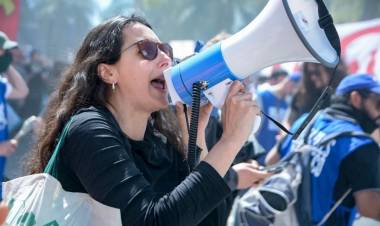 Carla Deiana habló del impacto de la reforma previsional en los trabajadores santafesinos