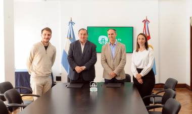 McDonald’s Santa Fe se suma al programa de Padrinazgos del municipio