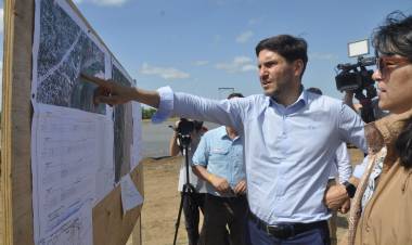 Pullaro: “Somos la única provincia que le está metiendo mucho ritmo y recursos a la obra pública"