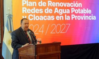 Poletti sobre el plan para renovar la red de agua potable y cloacas: “Es una inversión histórica para la ciudad”