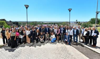 Goity: “En la Región Centro hay un fuerte consenso para fortalecer la educación y los aprendizajes