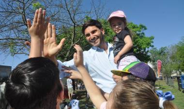 Pullaro: “La cultura rescata lo mejor de nuestra identidad, moviliza gente y mueve la economía”