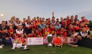 "Juve" de Esperanza, el séptimo campeón de la Copa Santa Fe