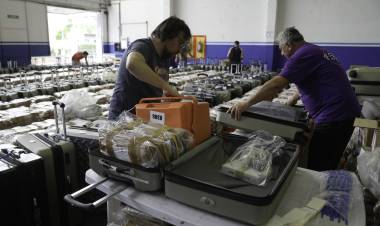 Uruguay se debate en elecciones nacionales entre la continuidad y el cambio