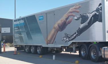 El Camión Expomóvil 2024 llega a Santa Fe para capacitar en micro automatizaciones