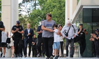 Cococcioni expresó la satisfacción del Gobierno tras la anulación de la condena y liberación del policía Nocelli