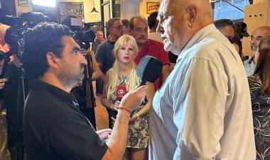 Spahn: "¿Romper el chanchito?...traigan el chanchito, lo rompo...yo vendo martillos"