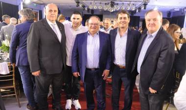 Felipe Michlig destacó la promulgación de la ley de apoyo a los clubes de la provincia