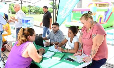 Atenciones barriales: la Municipalidad asistió a más de 8000 vecinos junto a la Defensoría del Pueblo